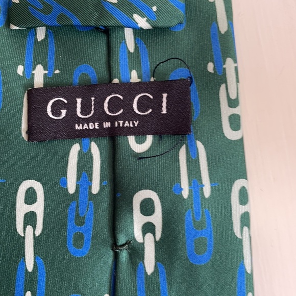 Authentic Gucci Silk Tie - Picture 4 of 4